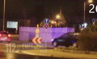 Videó: Érdekli a járművezetőket a frissen kihelyezett behajtani tilos tábla, éjszaka?