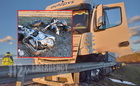 Frissítve: Két Yamaha motort tarolt le a Mercedes kamion - meghalt az egyik motoros Nádasdnál