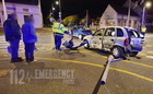 Megállás nélkül hajtott át STOP-táblánál egy Opel - ittas sofőr Mazdája tört össze két autót