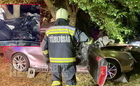 Életveszélyesen megsérült egy fiatal nő Gyöngyösfaluban - fának csapódott az Alfa Romeo