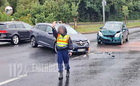 Jobbra indexelő, de egyenesen haladó Suzuki elé hajtott egy Renault Szombathelyen