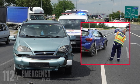 Kis sebességgel sorolt volna a belső sávba a 86-oson, Daciának ütközött egy Chevrolet Szombathely határában