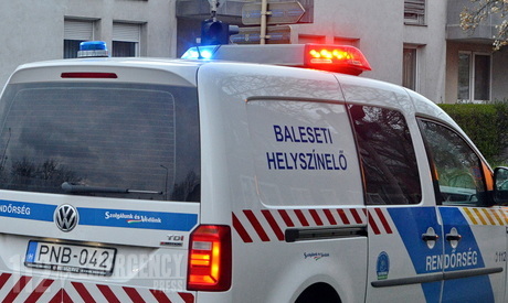 Megsérülhetett a balesetet okozó fiatal e-rolleres - elhagyta a helyszínt, mire az idős sofőr kiszállt a Renaultjából Szombathelyen