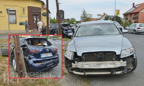 Villanyoszlopnak csapódott az Audi elé hajtó Toyota Szombathelyen -cserélni kell az oszlopot