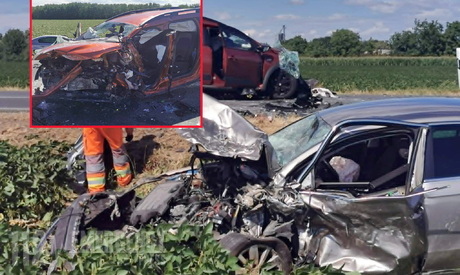 Meghalt a roncsból kiszabadított sofőr - Dacia tért át a szemközti sávba
