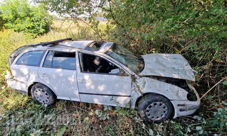 Fák közé csapódott egy Skoda Horvátzsidány közelében - vizes burkolaton, kanyarban csúszott meg az autó