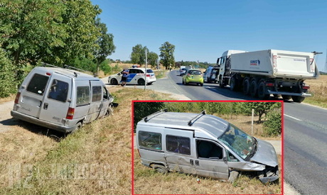 Az éppen megelőzött billencs oldalába hajtott egy Citroen furgon a 87-esen - felmerült az ittasság gyanúja