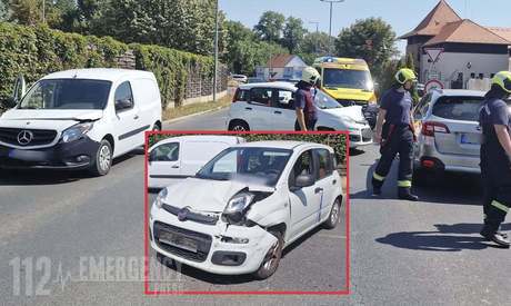 Érkező Subaru elé tolt egy Fiatot egy Mercedes Szombathelyen - megsérült a két vétlen sofőr